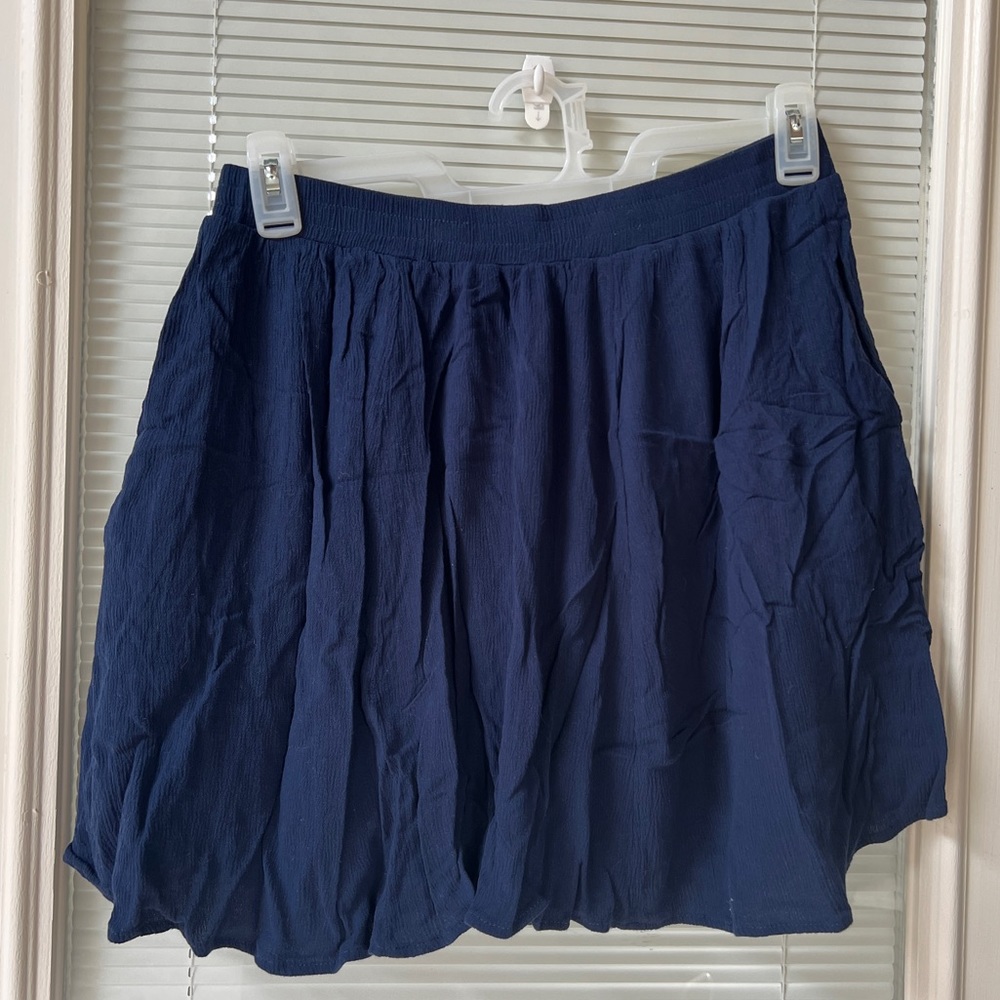 ModCloth Elastic Waist Mini Skirt - Navy with Pockets, Large